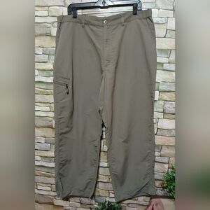 Patagonia Men's Rock Craft XL Short Army Green Cargo Pants